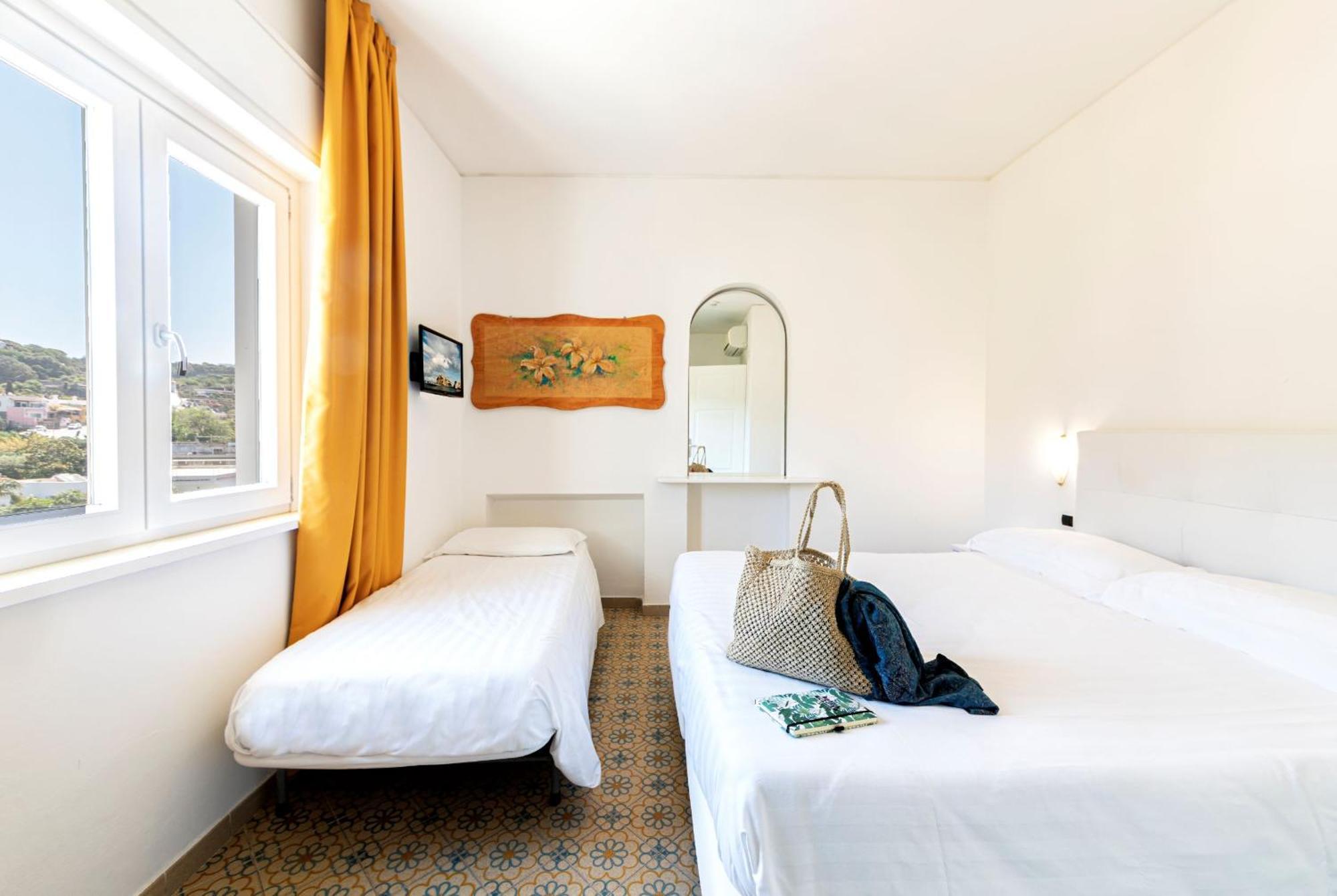 Le Canne Family Resort & Spa Forio di Ischia Værelse billede
